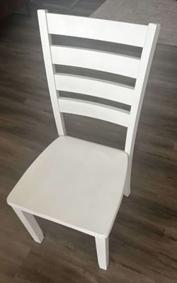 White Dining Chairs - set of 5