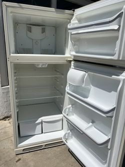 Kenmore Refrigerator 