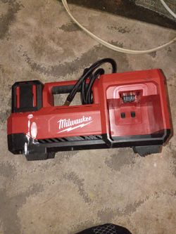 Milwaukee  tire inflator