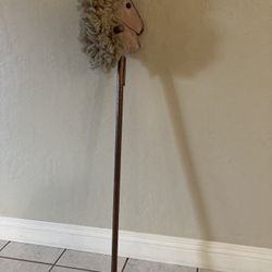 Vintage 1976 “KLAPAT TEXTILES” Wooden Toy Stick Horse. Made in the U.S.