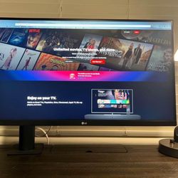 LG 27" monitor with desk mount QHD 1440p 27QN880 great condition