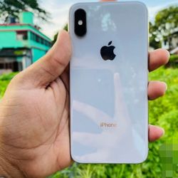 iPhone XS Unlocked With Warranty 