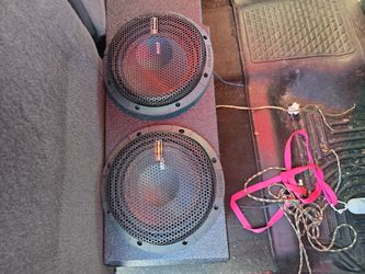 2 8 inch memphis mojos and 1200.1 rockford fosgate amp