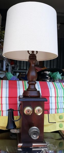 Vintage Hand Crank Wind Up Magneto Telephone Table Lamp