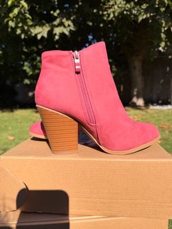 Pink Suede / brown Ankle Boots with Block Heel