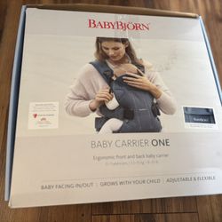 BabyBjörn Baby Carrier One