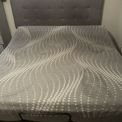 King Hybrid 12 Inch Tempur Pedic  mattress for sale 