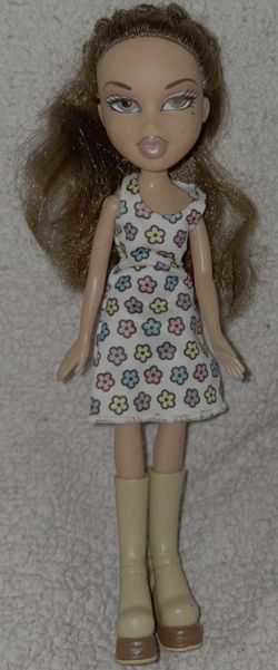 bratz, i have hundreds of items just click my profile photo