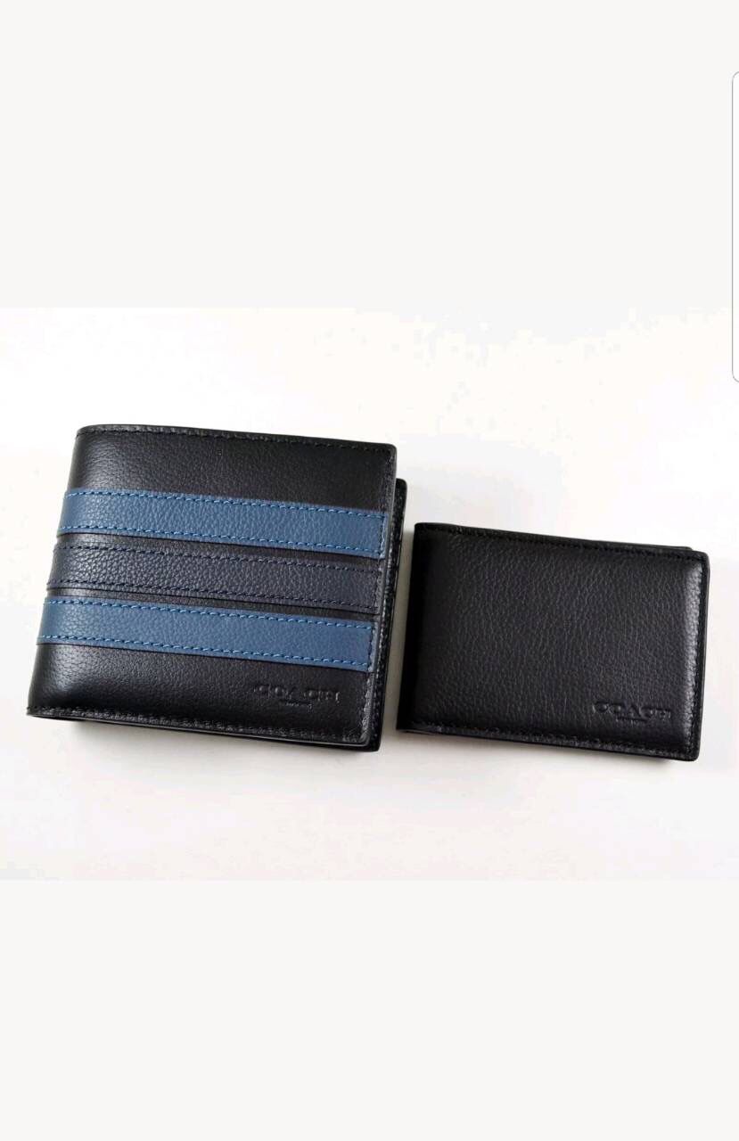 Authentic coach men wallet new with tag and gift box for Sale in Santa Ana,  CA - OfferUp