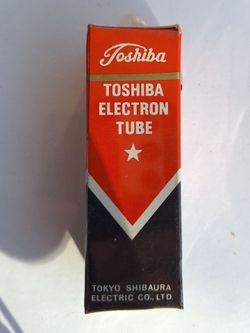 Vintage Toshiba 6FQ7 / 6CG7 Vacuum Tube – Tested & Working – NOS MINT condition. Original Box (1966)