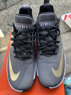 Brand new- NIKE FLY BY 2 (size 10)