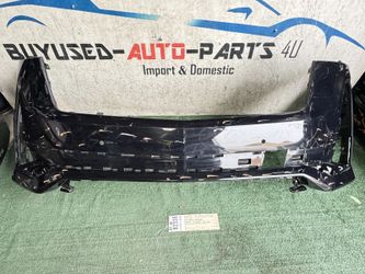 w/crack 2021 - 2024 CADILLAC ESCALADE FRONT BUMPER COVER OEM AY82335 w/sensorholes