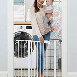 Regalo Easy Step 38.5 Inch Baby Gate