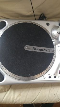 Numark Turntables with Preamp Mixer