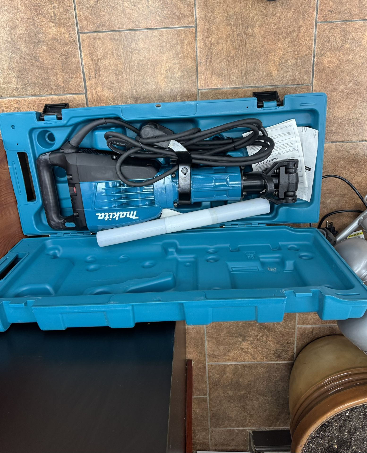 Makita Demolition Hammer