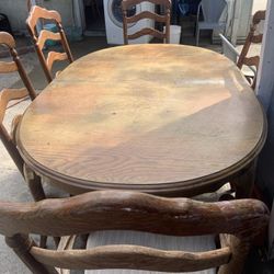 Comedor De Madera Con 6 Sillas