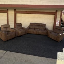 Recliner Set