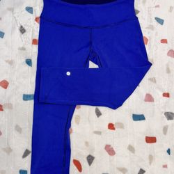 Lululemon Reversible Leggings Size 8 Like New