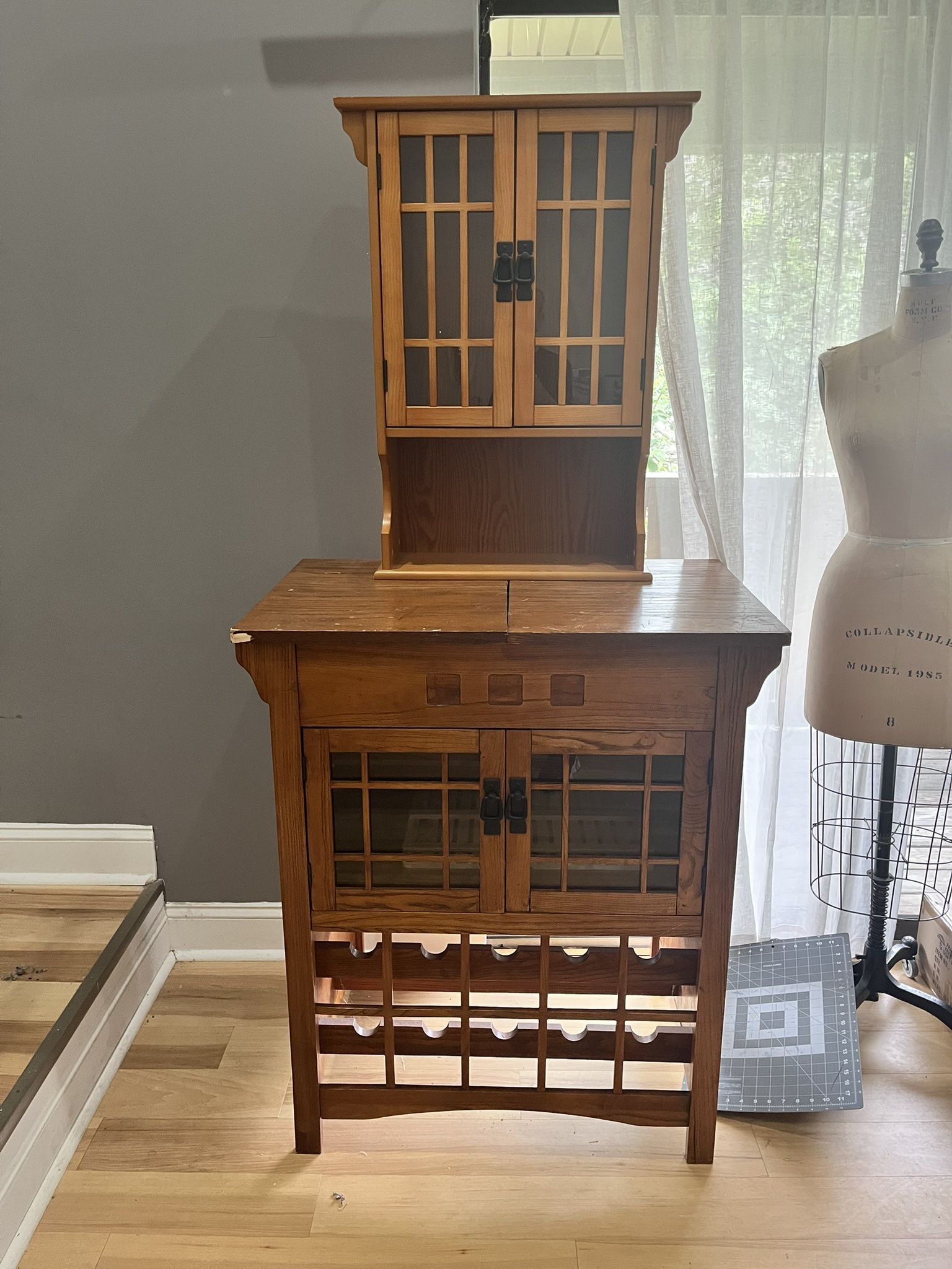Solid Oak Bar-Wine Rack With Detachable Cabinet