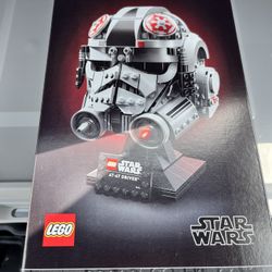 Lego 75429 Star Wars At-At Driver helmet