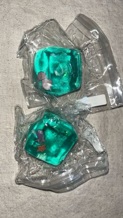 Squishy squeeze cube with  shell sea charms