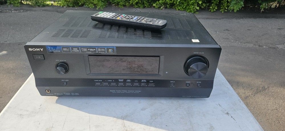 Sony STR-DH520 7.1 (945 Watts) Home Theater A/V Receiver w Remote Bundle 