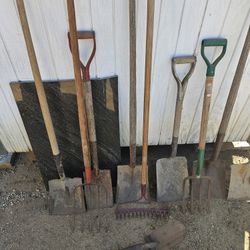 SHOVELS, RAKES, LAWN AND GARDEN TOOLS