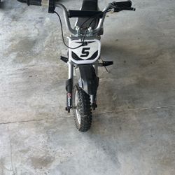 Razor Dirt Rocket MX350 - Black with Decals