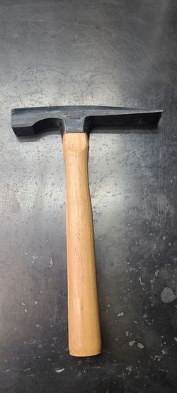 Like New Vintage Stanley 18 ounce Brick Layers Masons Hammer