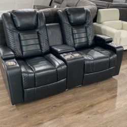 Power Reclining Loveseat With Wireless Phone, Charger, Cupholder, And Storage 