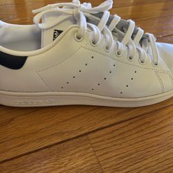 Stan Smith Tennis Shoes