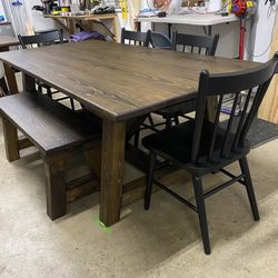 Trestle Dining Set