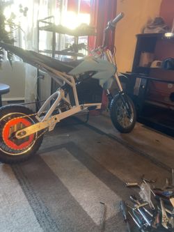 72v Razor Will Take Trades