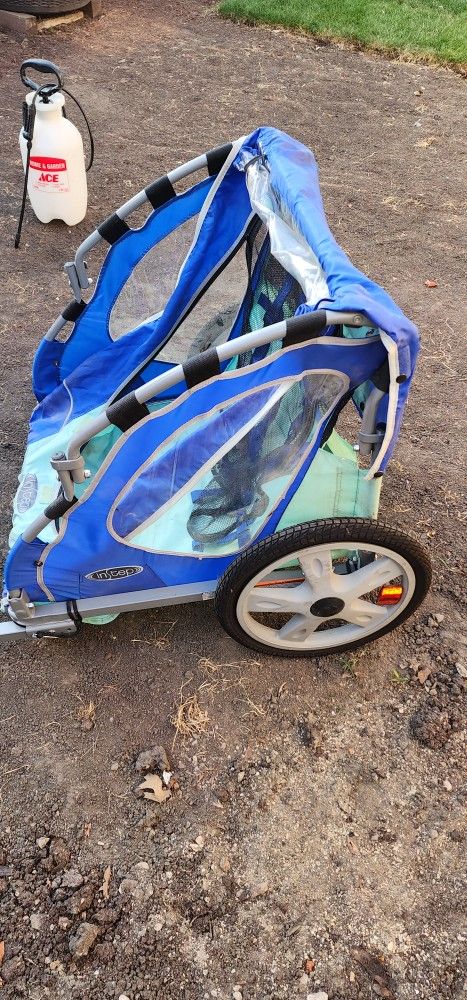 Bicycle Carrier With Cover