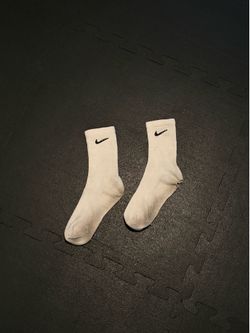 Bodybuilder GymBro Nike white Crew Distressed Squat Socks