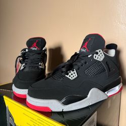Jordan 4s