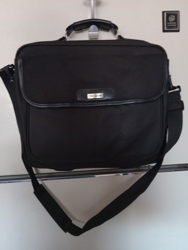 Targus Laptop Bag