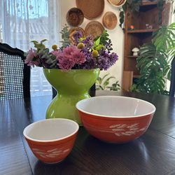 two vintage autumn harvest pyrex bowls #401 and #404