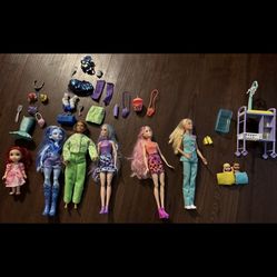 Dolls 