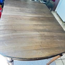 Free Dining Table