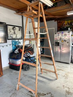 8 Foot Wooden Ladder
