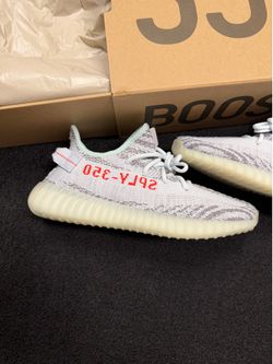 DS Adidas Yeezy 350 Blue Tint Size Men’s 9