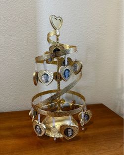 Things Remembered Photo Tree 16”