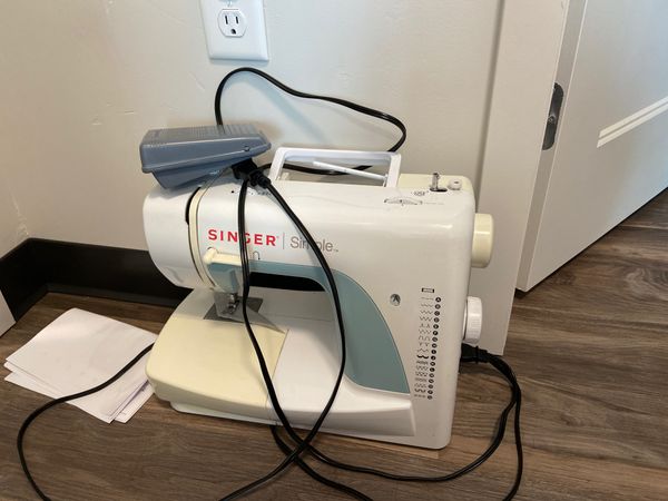 Sewing machine for Sale in Salt Lake City, UT - OfferUp