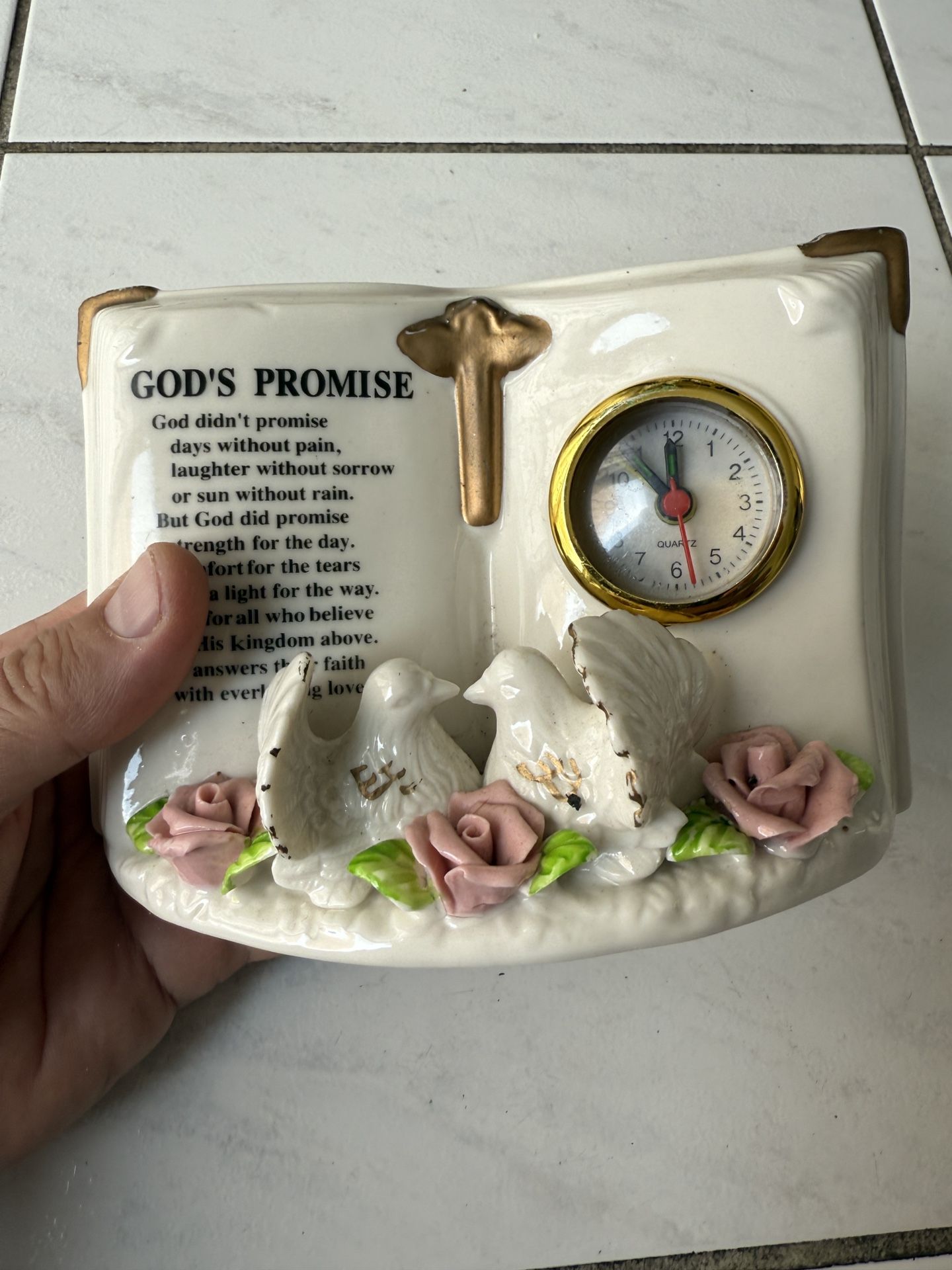 Religious Clock Ceramic Statue with Christian Faith Theme Design God’s Promise