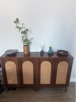 Entry door table ; shoe storage