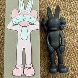 KAWS Accomplice Black 37/500