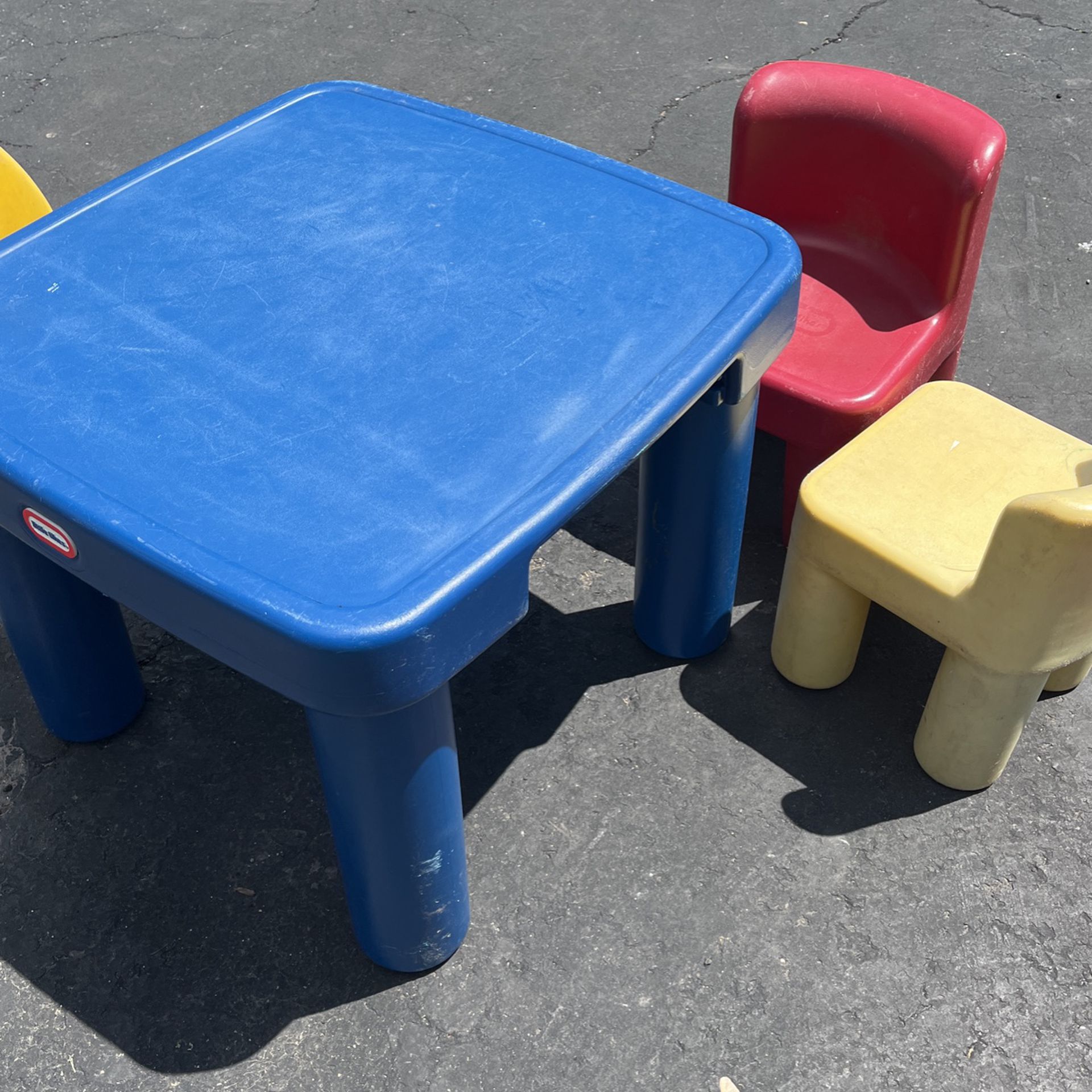 Little Tikes Table And Chairs