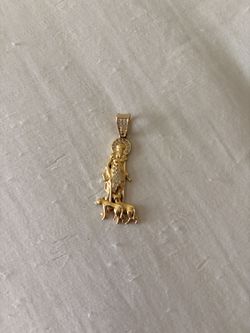 14 K Gold Pendant With Diamonds