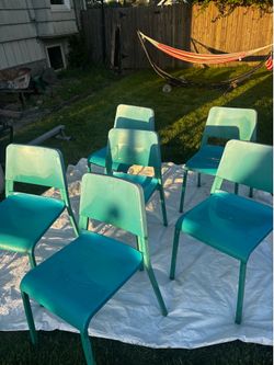 6 Teal indoor/outdoor chairs